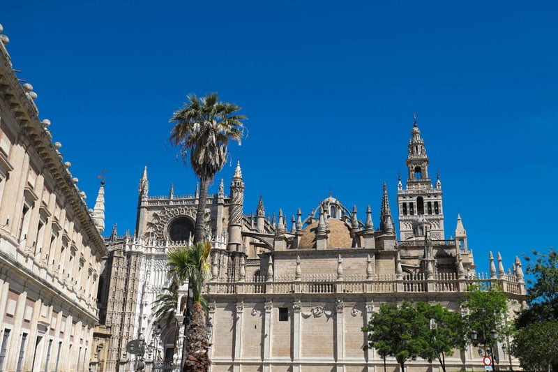 La Giralda y La Catedral de Sevilla